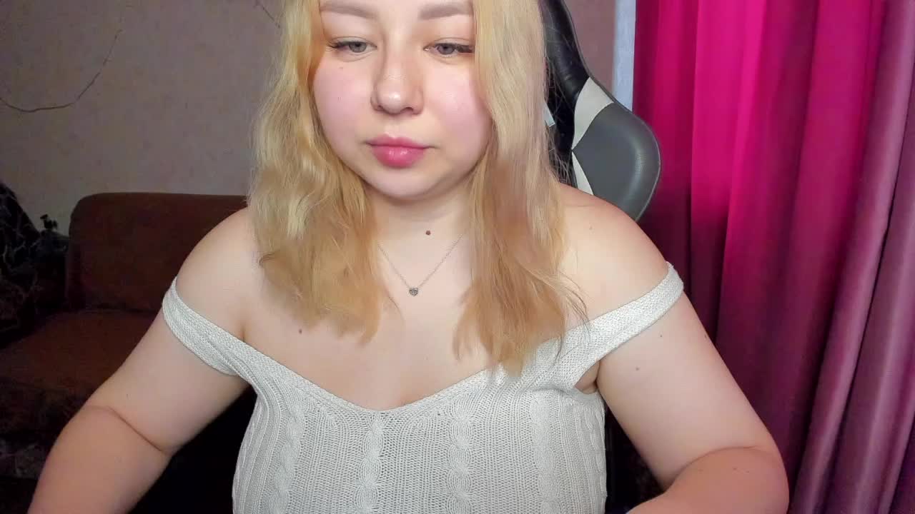 MilkaFoxy Adult Chat November 6, 2025