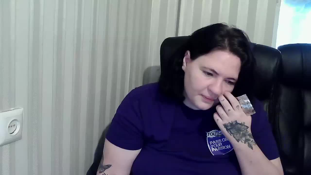 XLisaBlueX Adult Chat November 5, 2025