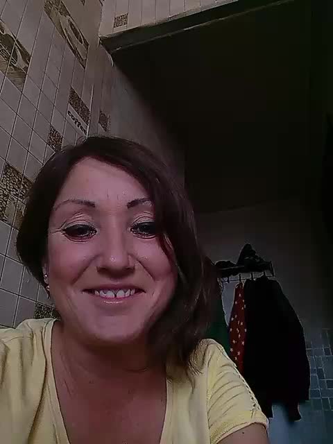 8BESTGirl8 Adult Chat November 4, 2025