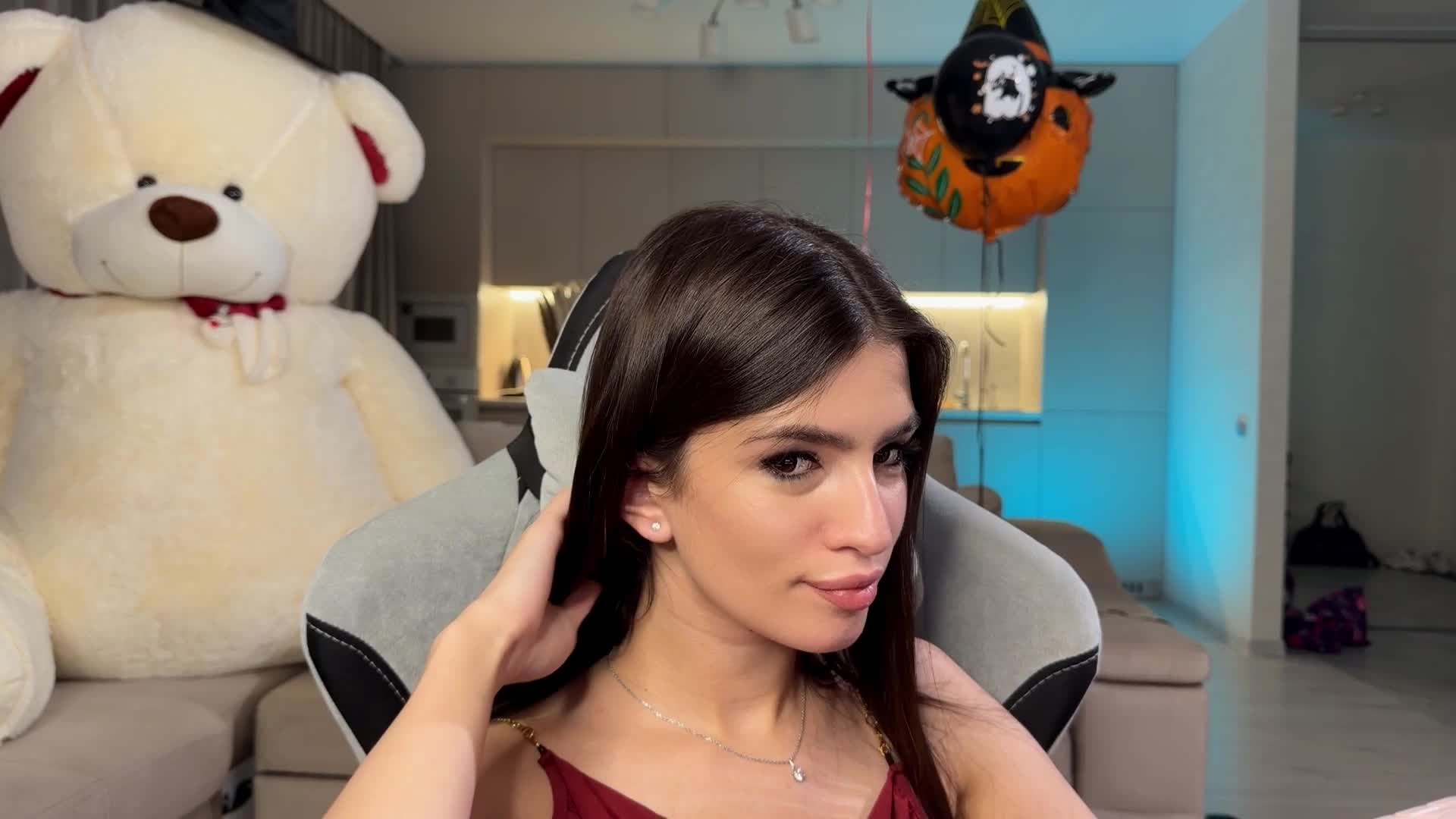 Sofi-Mi Adult Chat November 6, 2025