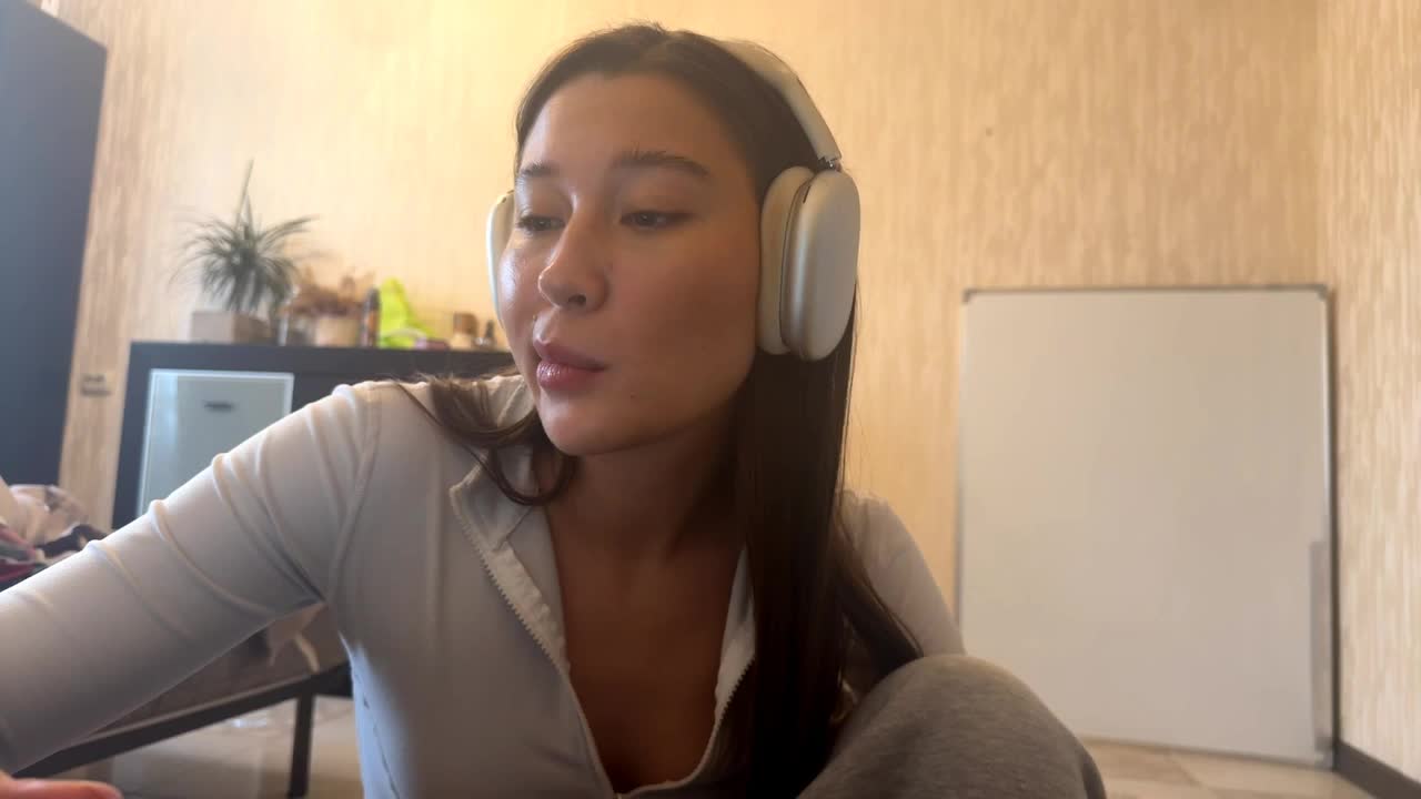 LakishaYanish Adult Chat November 6, 2025