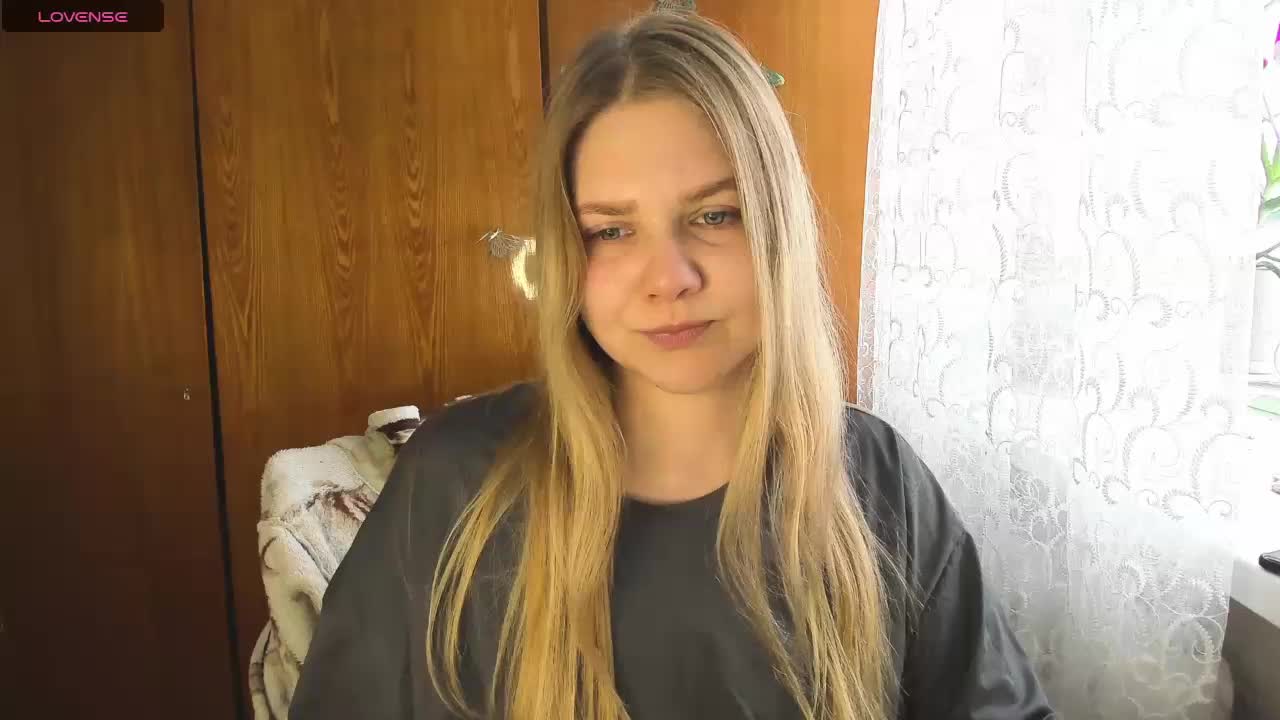 Emma-Frizea Adult Chat November 5, 2025