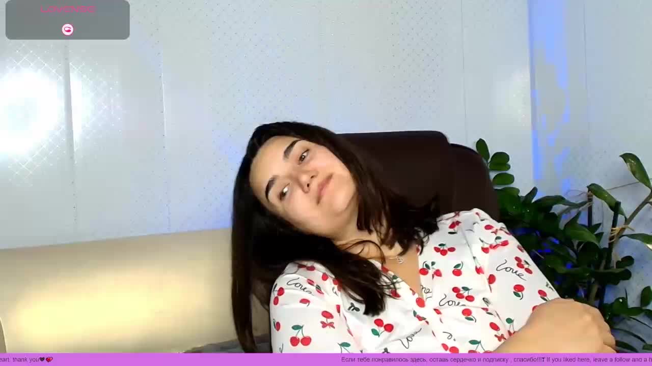 LinaCrave Adult Chat November 5, 2025