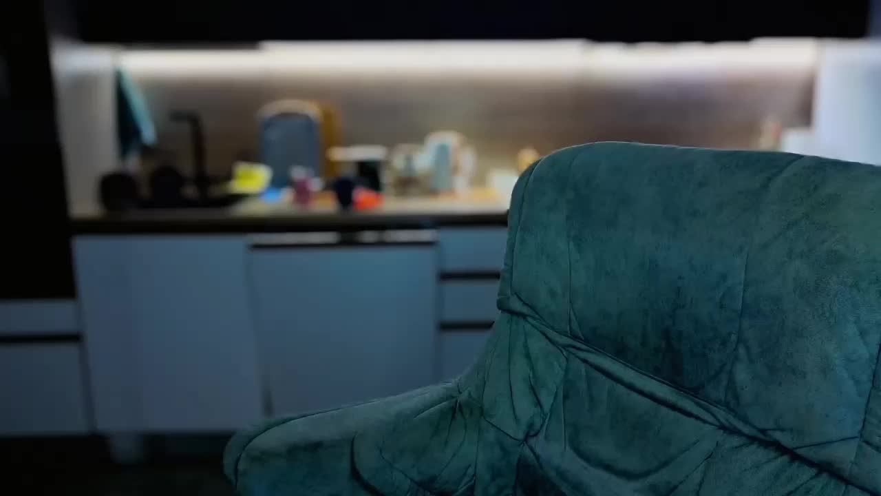 Katniss_K Adult Chat November 6, 2025