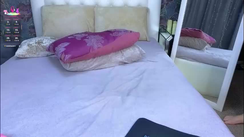 lorabigass Adult Chat November 6, 2025