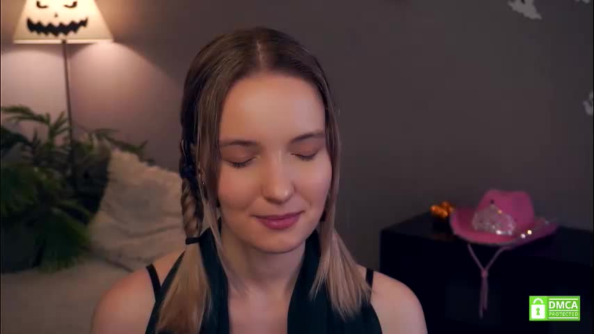 tashinapetitto Adult Chat November 6, 2025