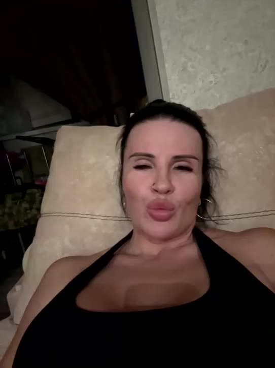 VampIrina11 Adult Chat November 6, 2025