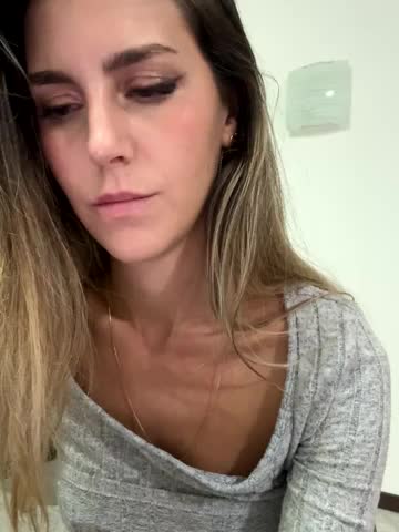 nicole_98 Adult Chat November 6, 2025