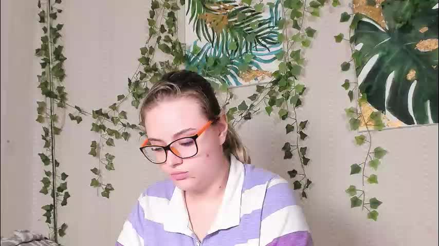 seductive_she_wolf Adult Chat November 6, 2025
