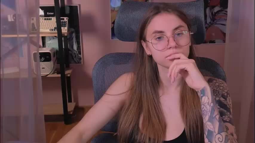 _lovelylove_ Adult Chat November 7, 2025