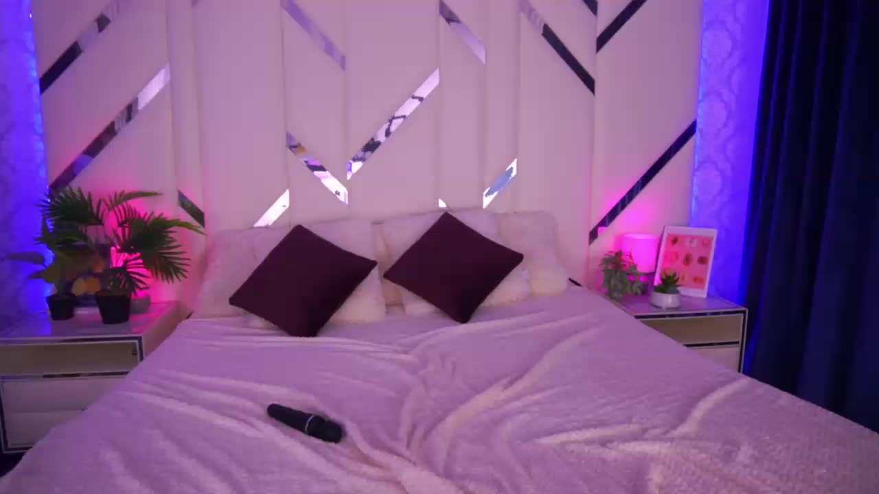 FloraGreys Adult Chat November 6, 2025