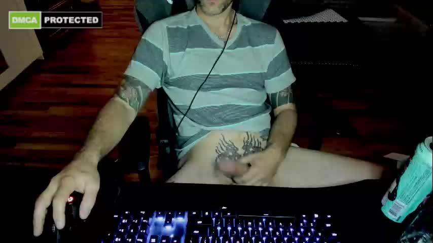 johnnyworkshard112358 Adult Chat November 7, 2025