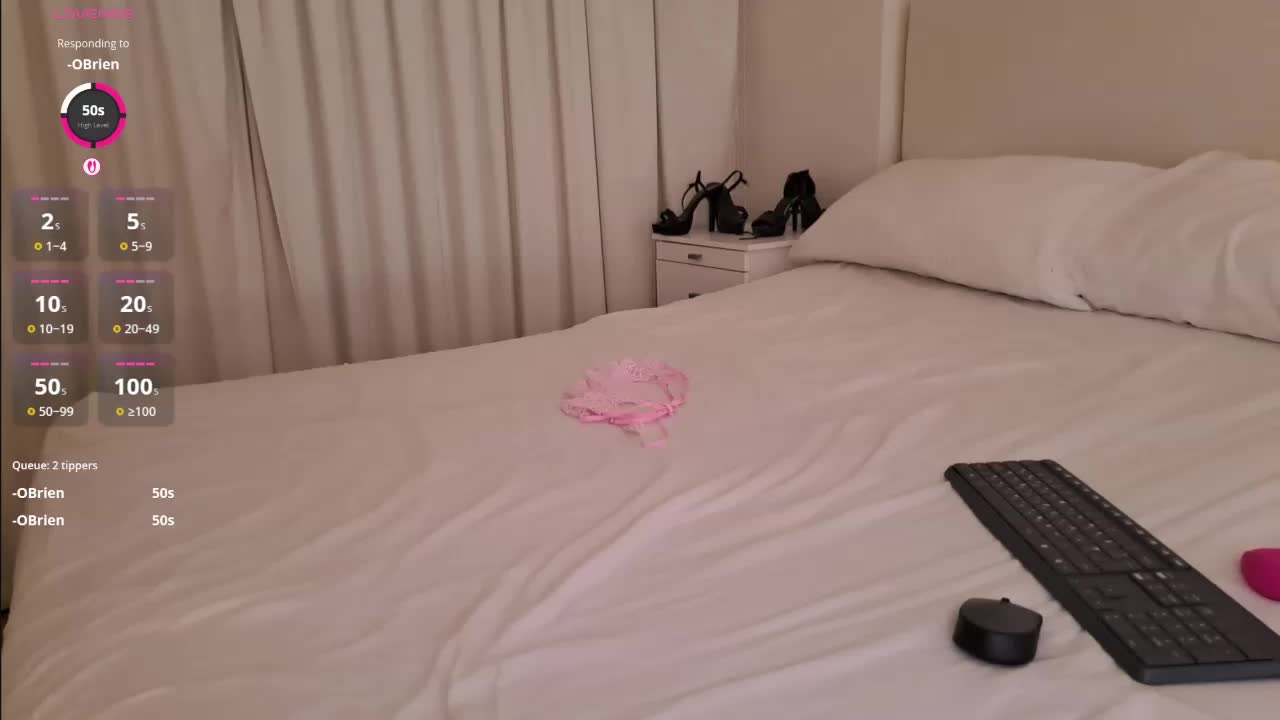 Bella_Byers Adult Chat November 7, 2025