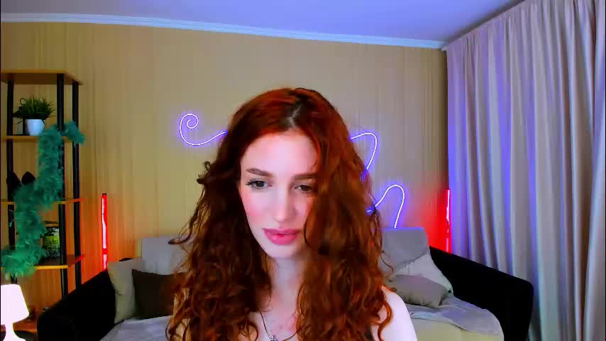 christinaconteeree Adult Chat November 7, 2025