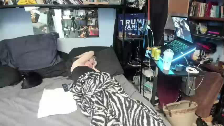 pink_black Adult Chat November 7, 2025