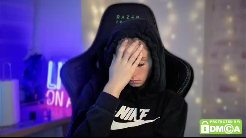 roxxxie_reid Adult Chat November 7, 2025