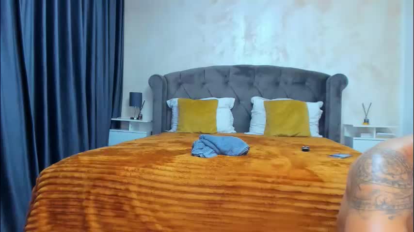 nicepussyfuckk18 Adult Chat November 7, 2025