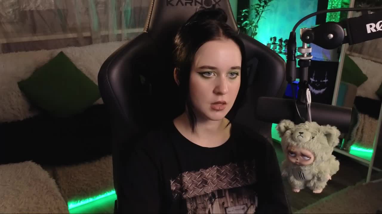 Kira_Li_Lime Adult Chat November 7, 2025