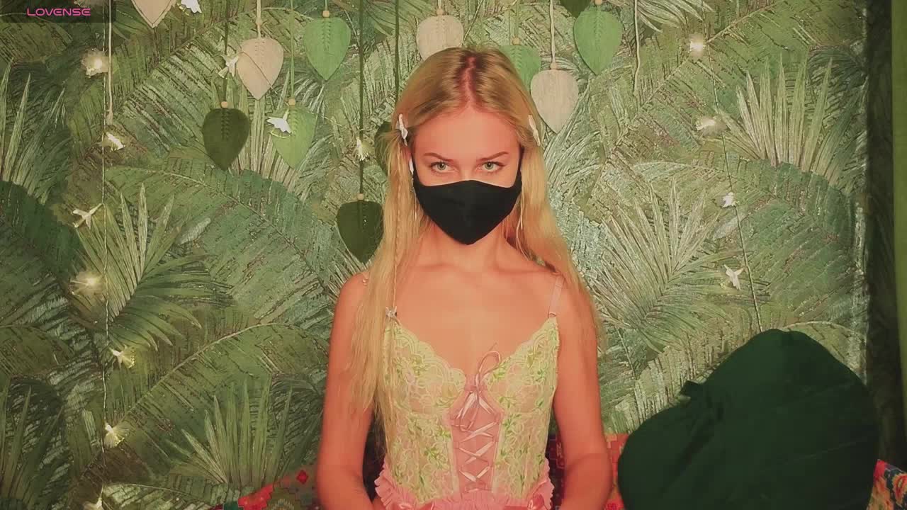 Meeeeow Adult Chat November 7, 2025