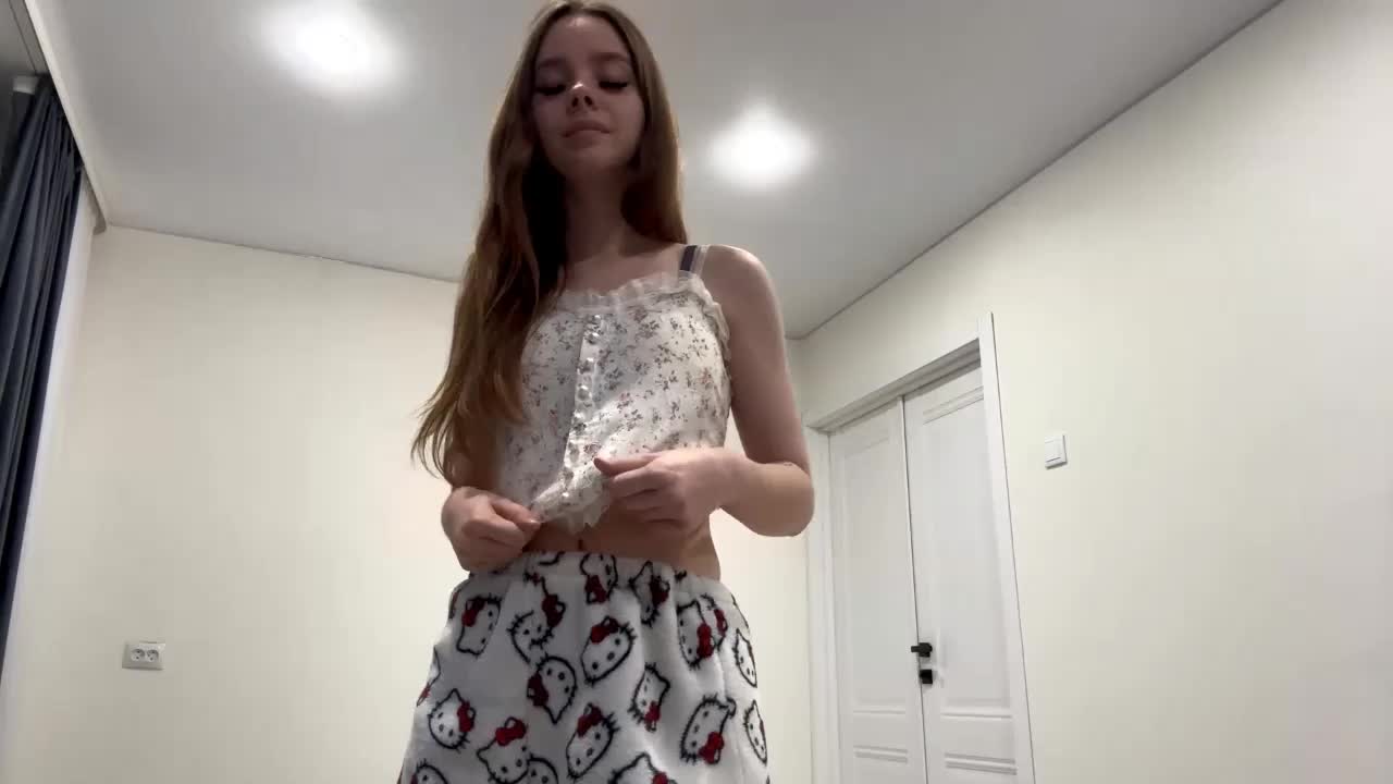 Lil-RO-XO Adult Chat November 7, 2025