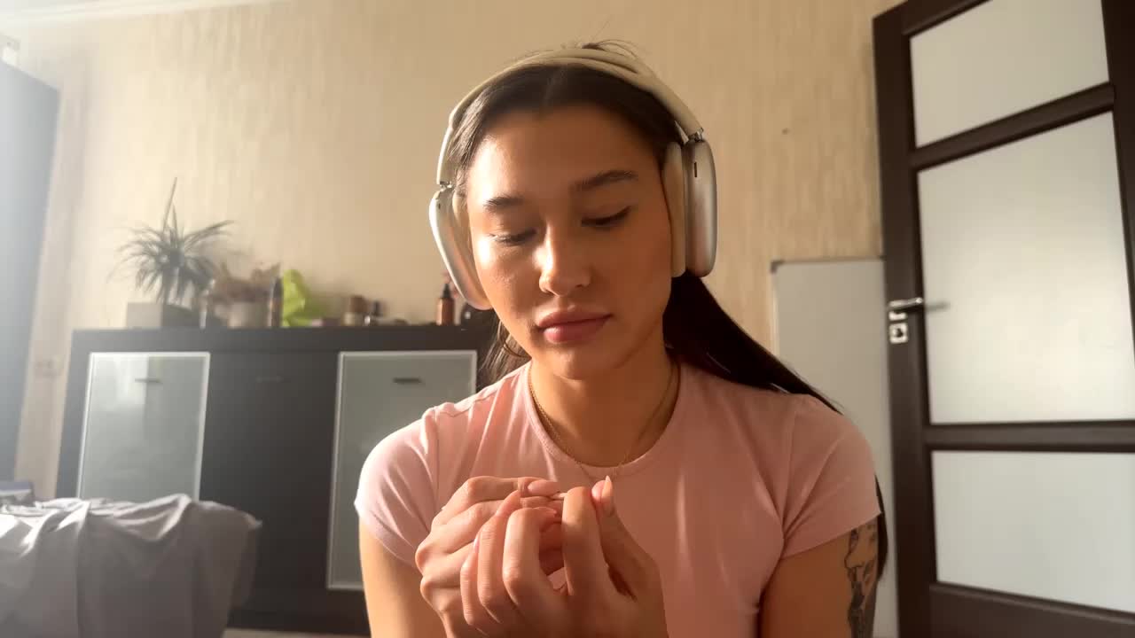 LakishaYanish Adult Chat November 7, 2025