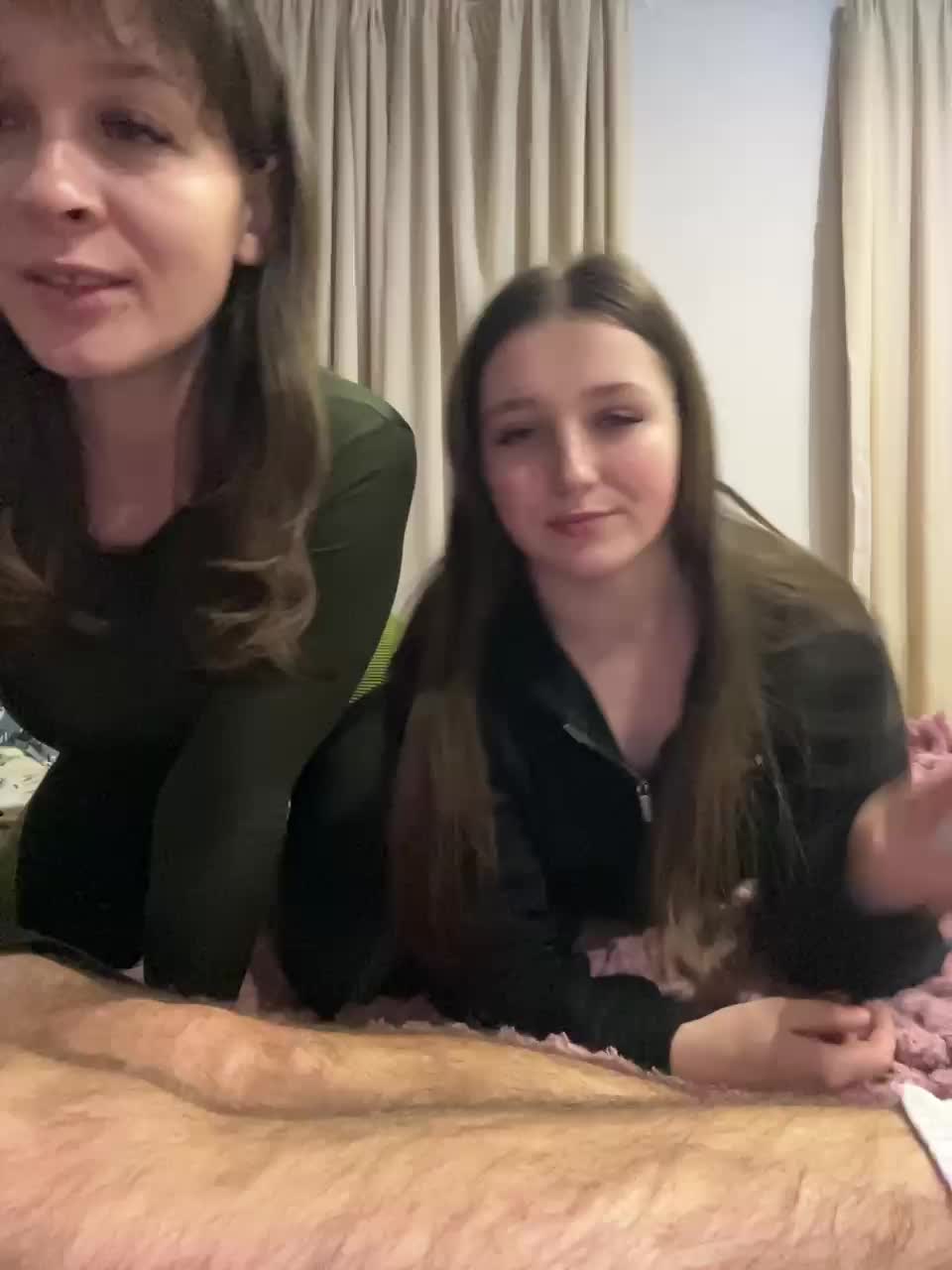 AHAHAC_HAXPEH_B_yHuTa3 Adult Chat November 7, 2025