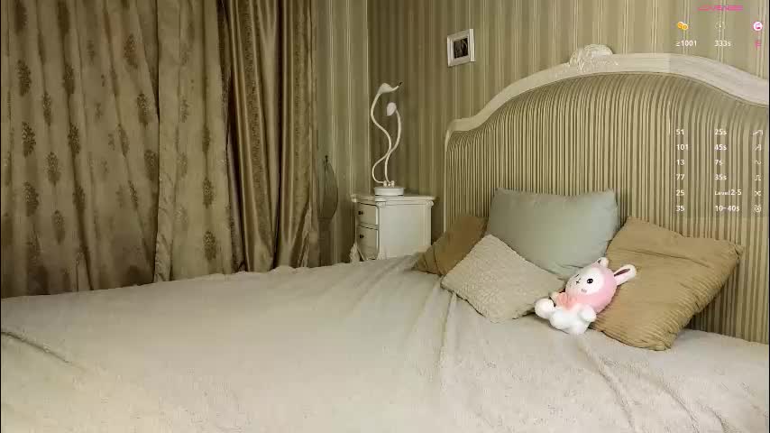 foxxx_tail Adult Chat November 7, 2025