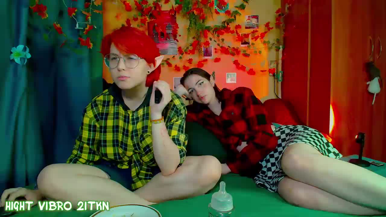 Tricky_Kitsune Adult Chat November 7, 2025