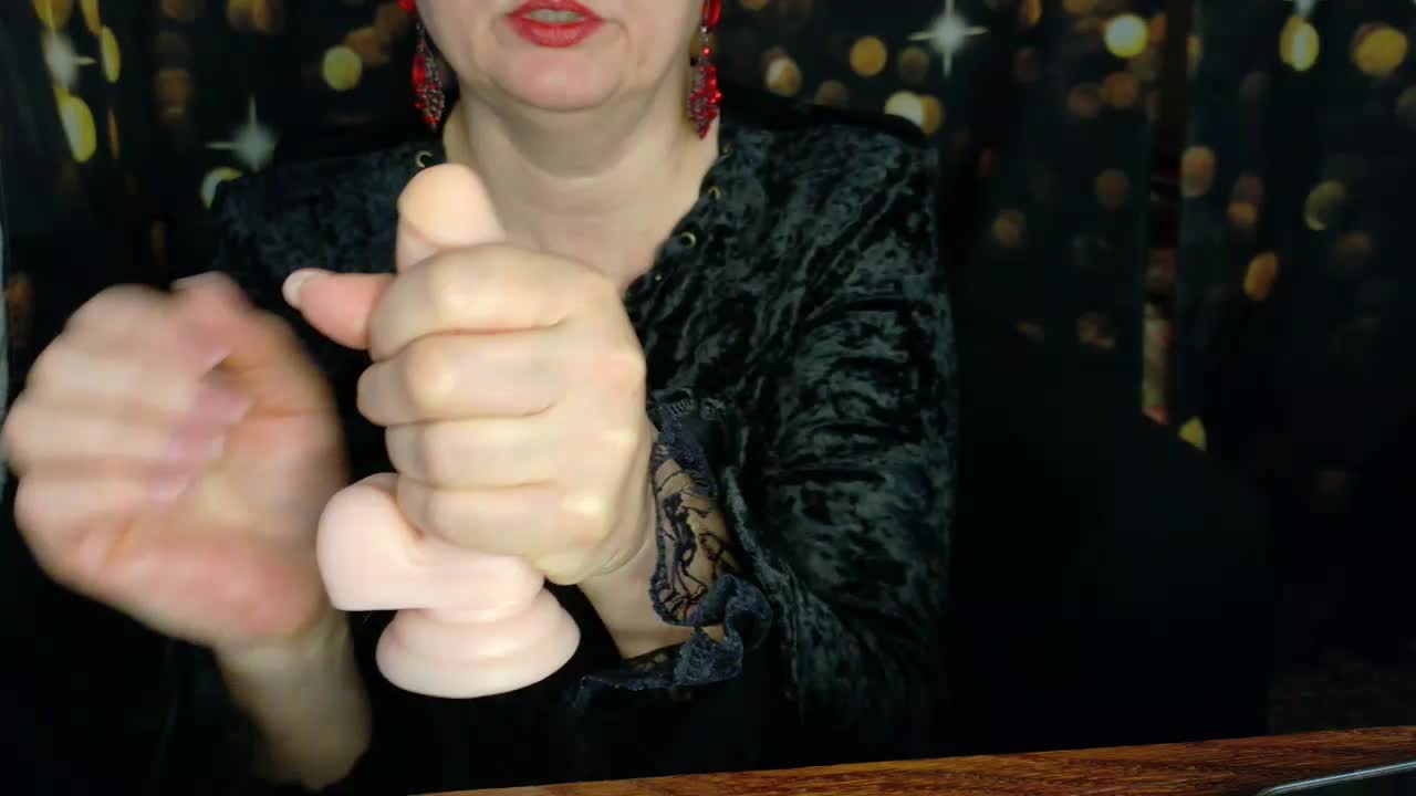 Golden_Lady Adult Chat November 7, 2025