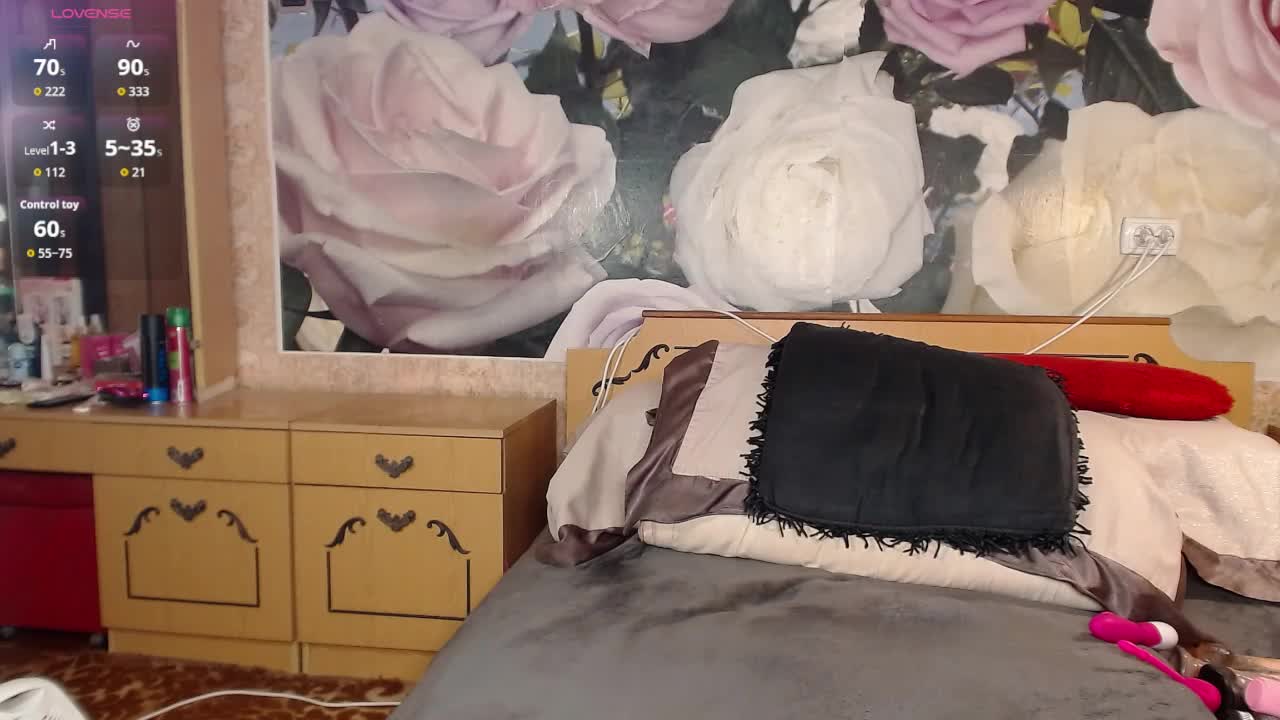 -Karolina555- Adult Chat November 7, 2025