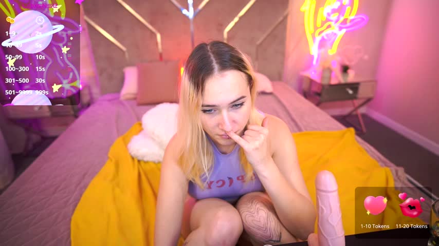 LilElfie Adult Chat November 7, 2025