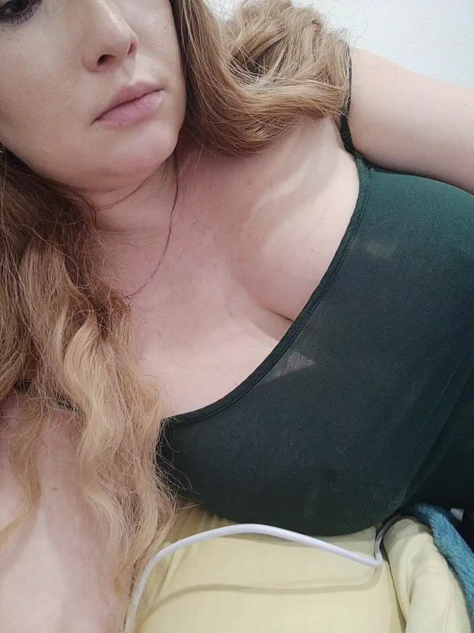 Katniss_K Adult Chat November 7, 2025