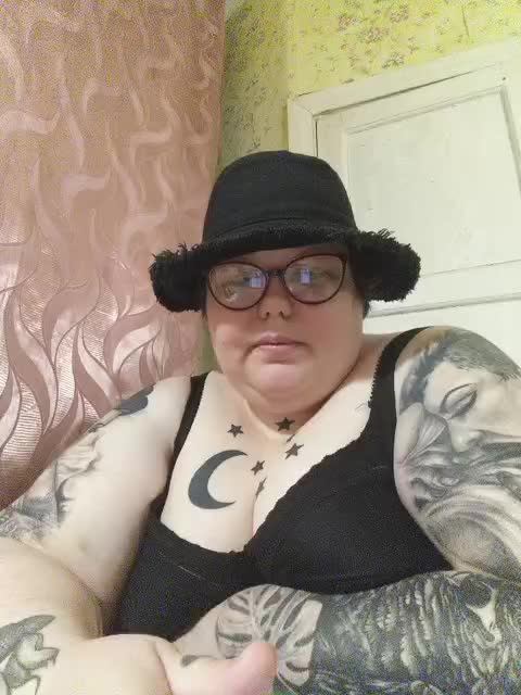 Svetlanka86 Adult Chat November 7, 2025