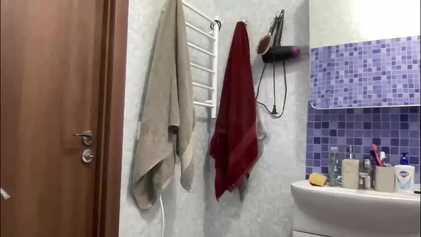 blondeqloveah Adult Chat November 7, 2025