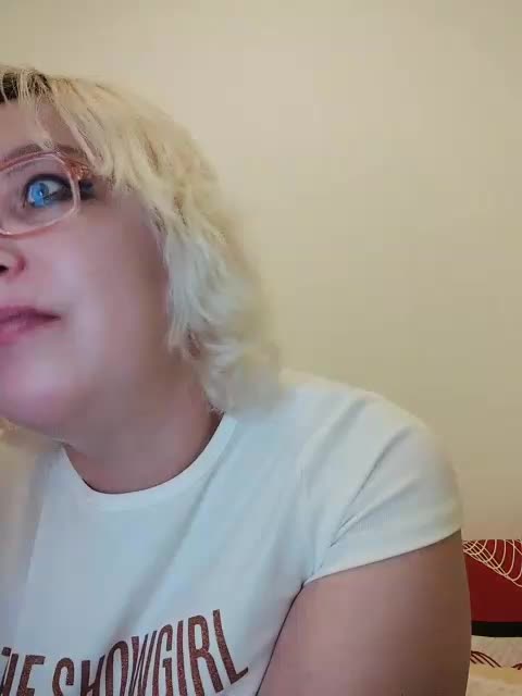 Vika211 Adult Chat November 7, 2025