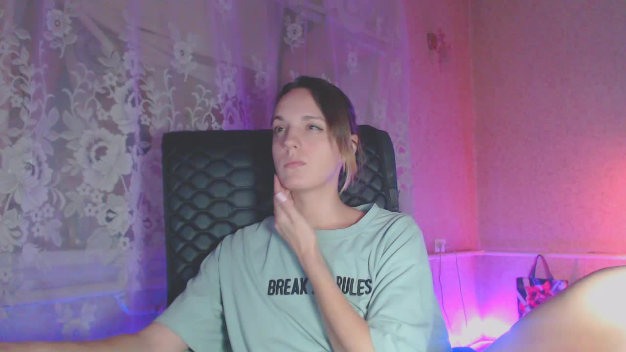 Babymuro4ka Adult Chat November 8, 2025