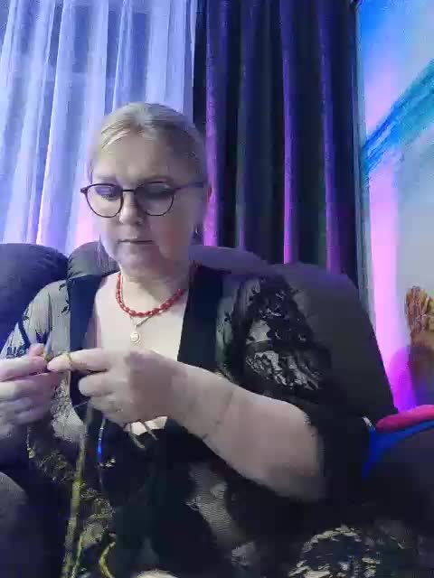 Hot_frenzy Adult Chat November 7, 2025