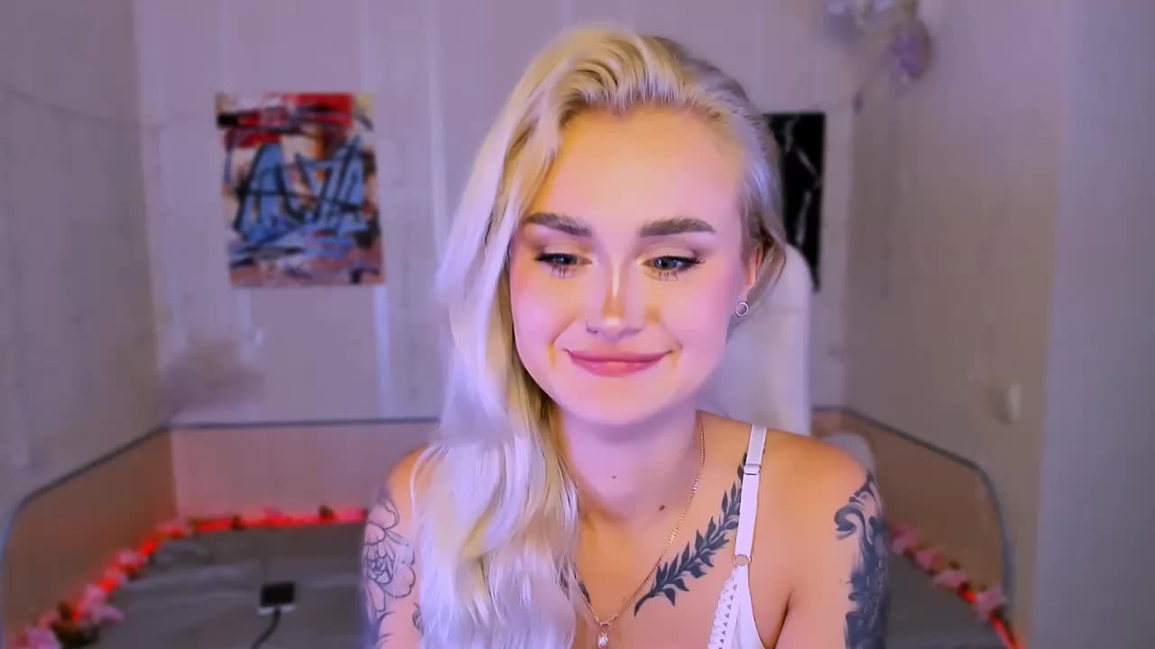 Ravenaaaa Adult Chat November 8, 2025