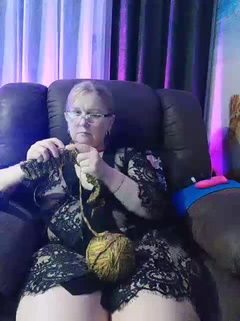 Hot_frenzy Adult Chat November 7, 2025