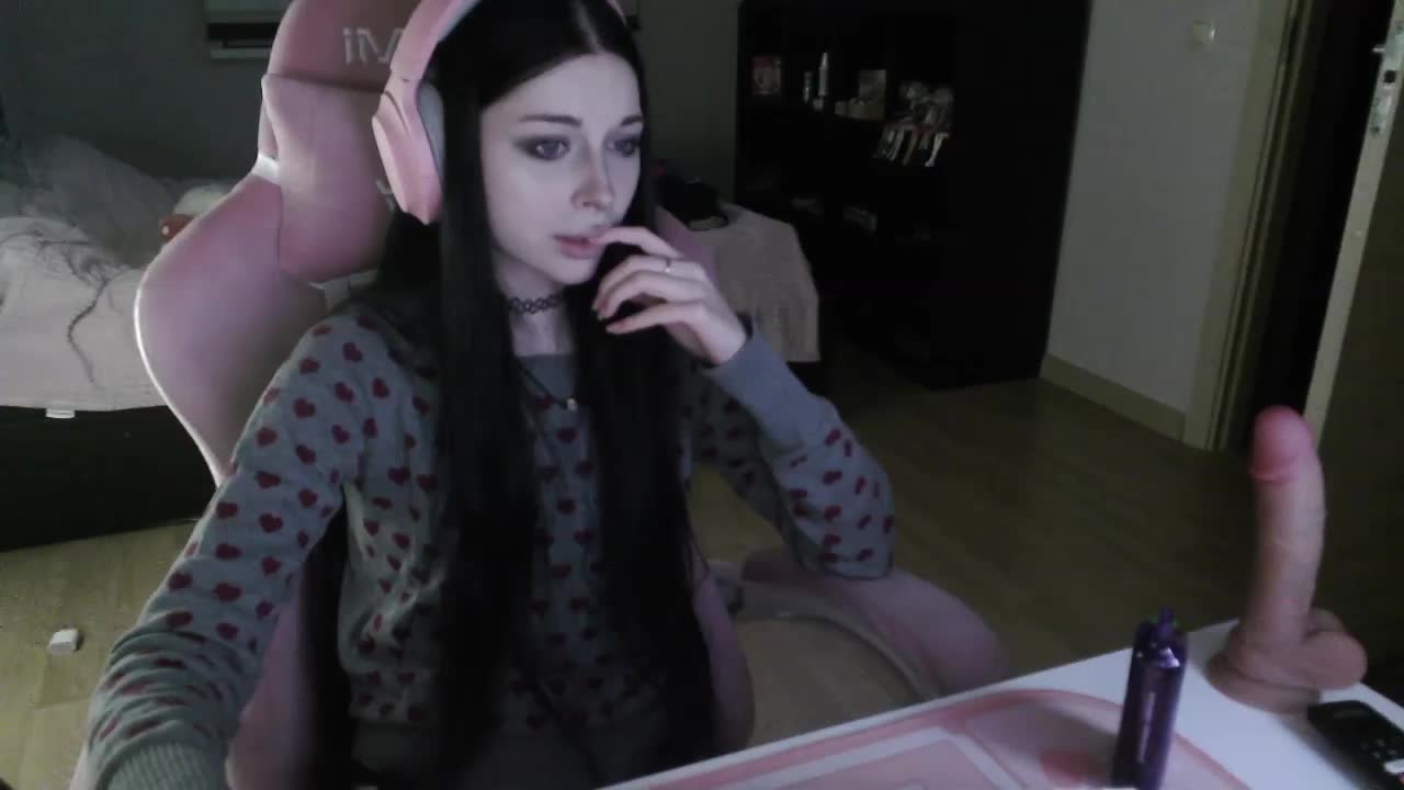 dolls_tear Adult Chat November 8, 2025