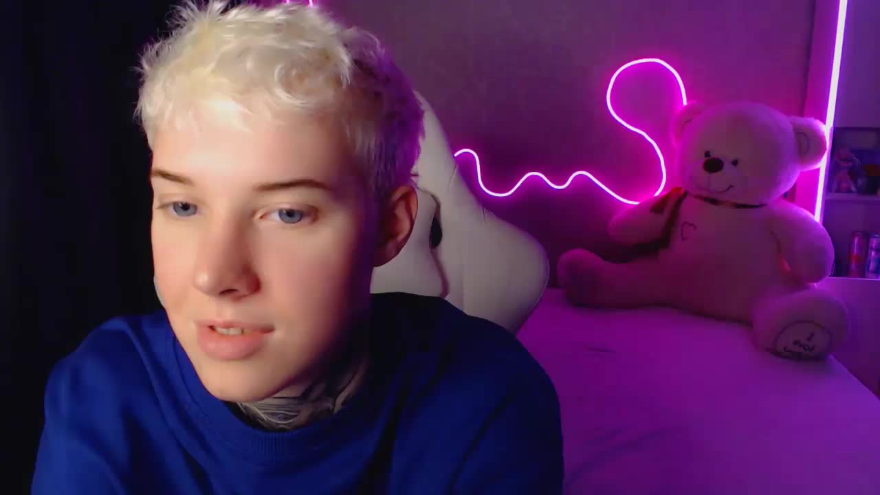 tezes Adult Chat November 8, 2025