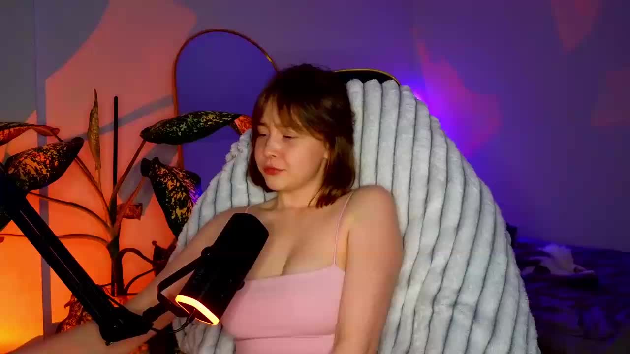 -sweetdreamss- Adult Chat November 8, 2025