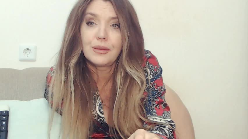 Drakulaura1 Adult Chat November 8, 2025