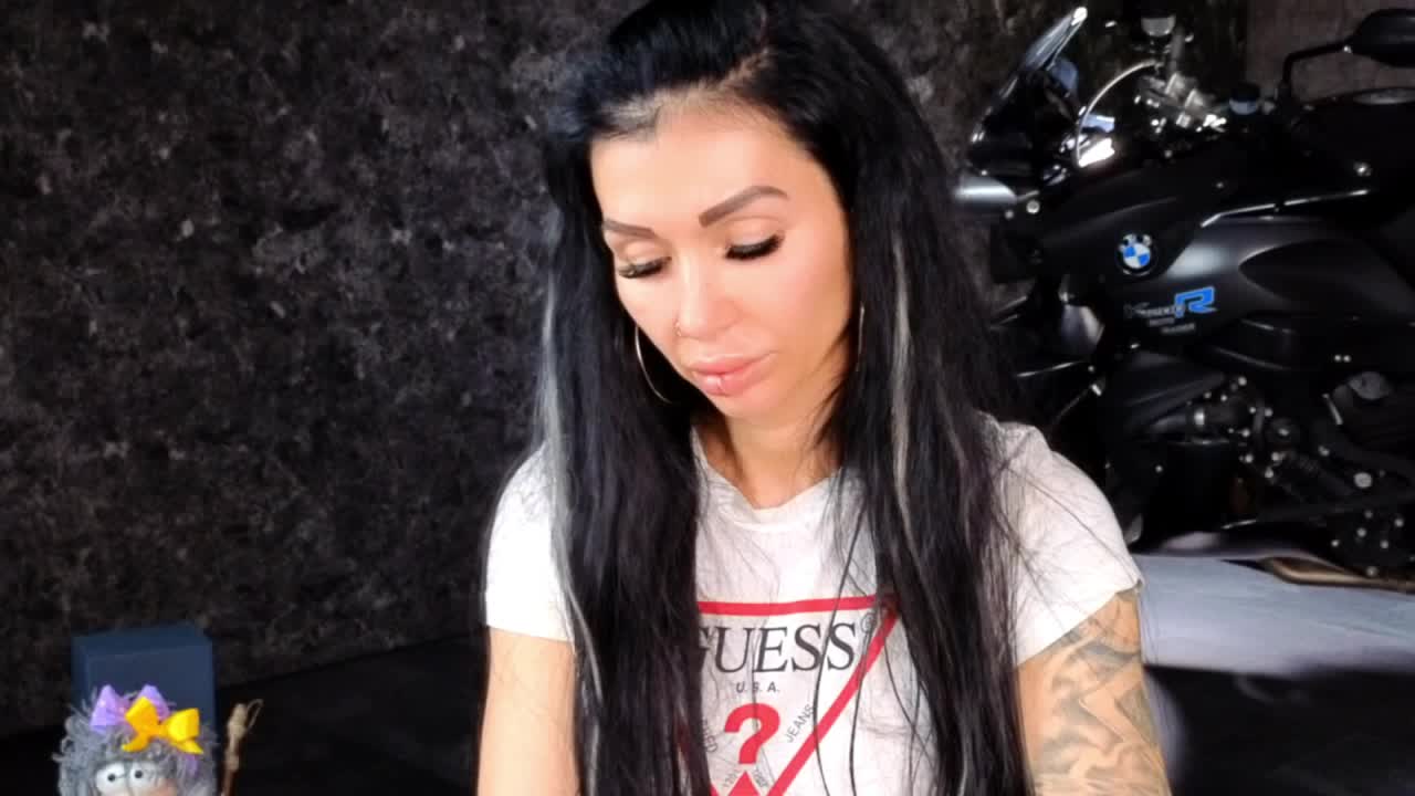 -BABAYAGA- Adult Chat November 8, 2025