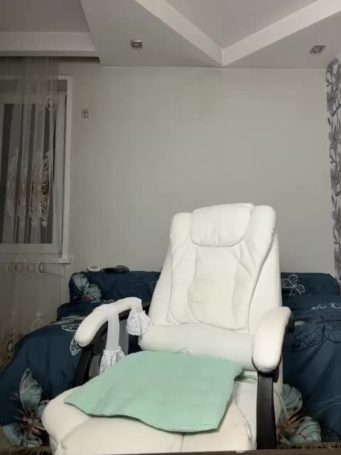 Eva-Bella Adult Chat November 8, 2025