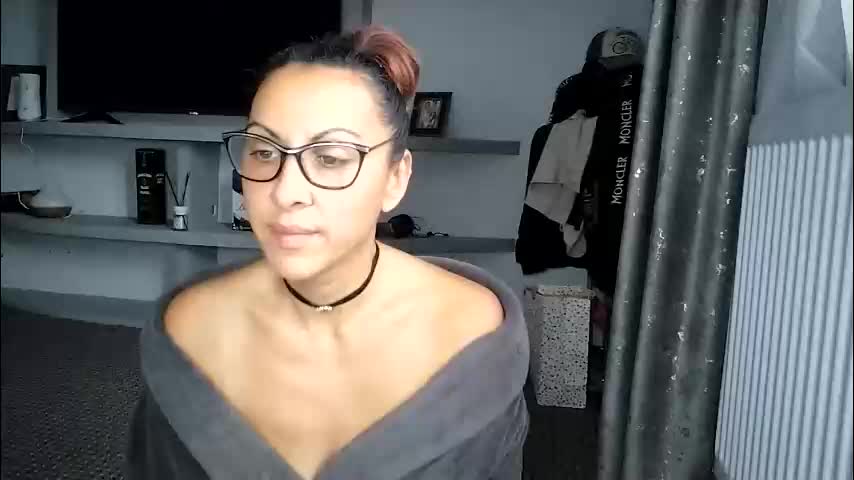 crazybrenda89 Adult Chat November 8, 2025