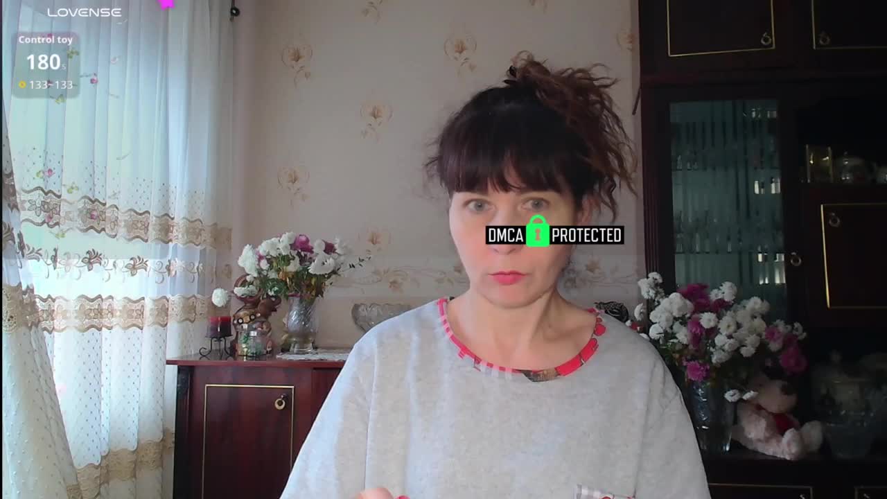 caroliiine Adult Chat November 8, 2025