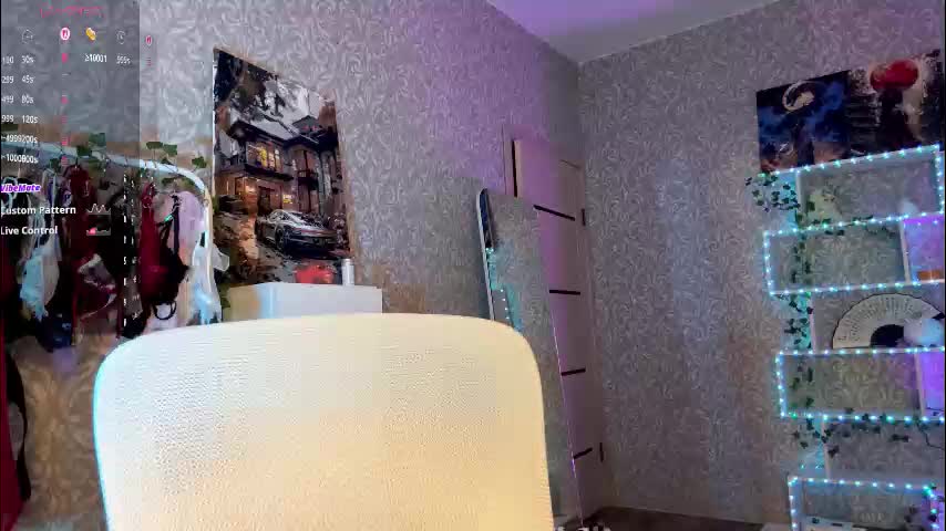 berry_buns Adult Chat November 8, 2025