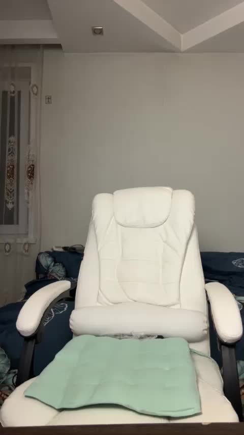 Eva-Bella Adult Chat November 8, 2025