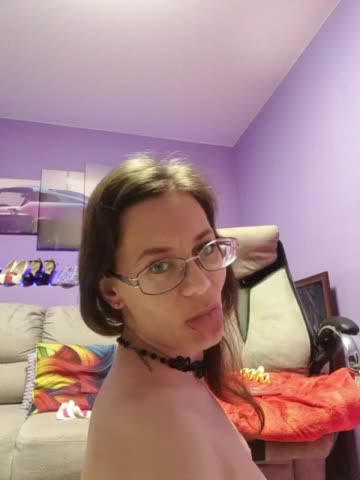 analiMilana Adult Chat November 8, 2025